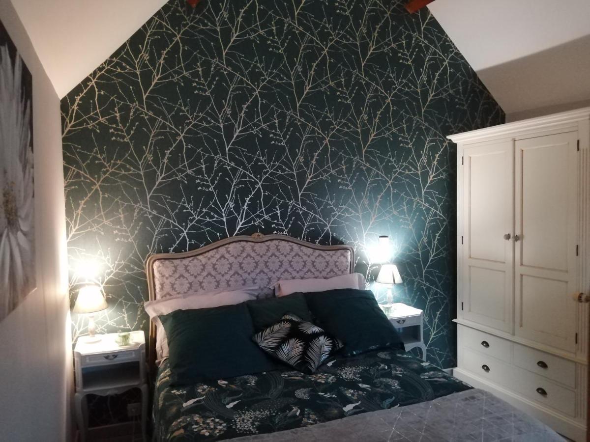 Le Clos Des Augers. Chambre Descartes Azay-sur-Cher 外观 照片