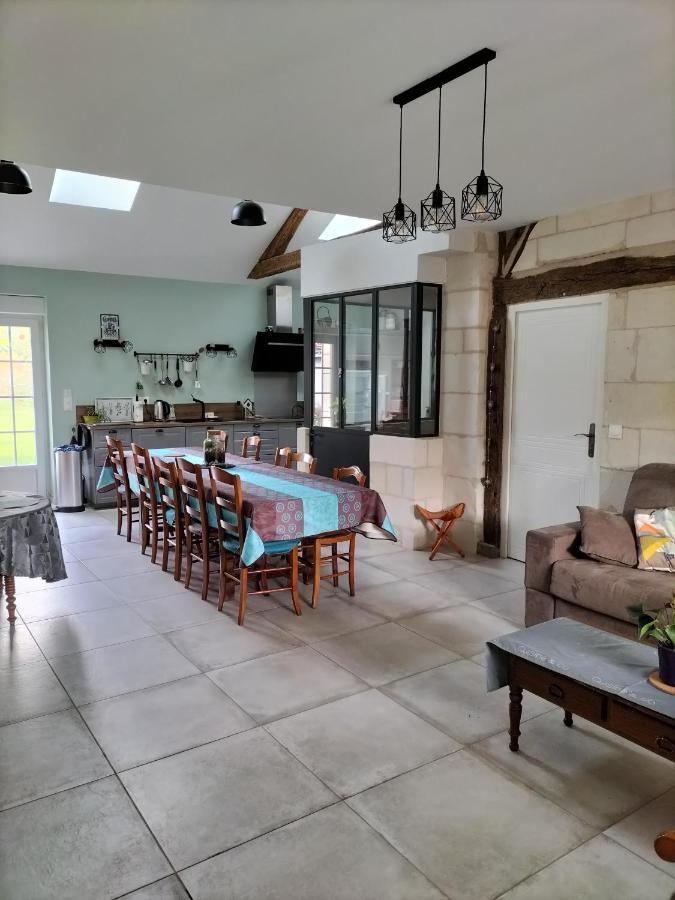 Le Clos Des Augers. Chambre Descartes Azay-sur-Cher 外观 照片